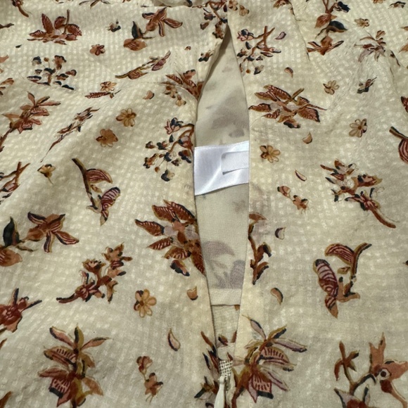 Madewell | Silk Floral Print Blouse - Cream Color | Size 14 - Picture 11 of 12